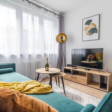 Uroczy Apartament 2 Pokoje - 10 Min Do Morza! Гданськ Екстер'єр фото